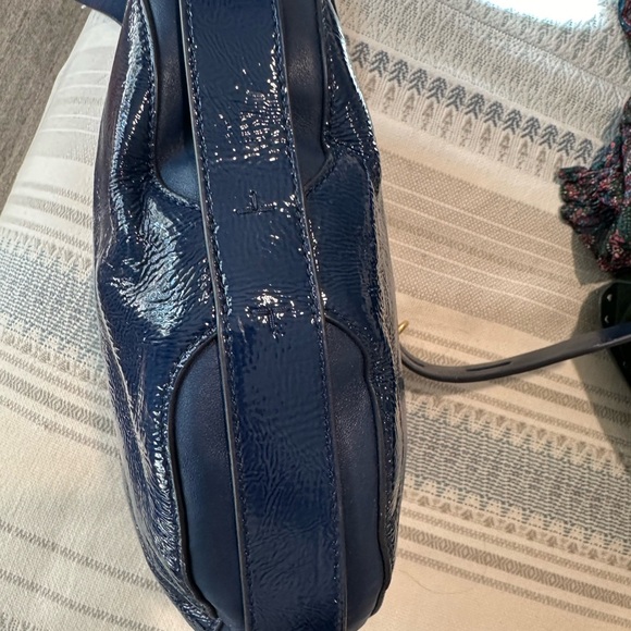 Tory Burch GEMINI LINK PATENT CROSS-BODY Midnight Swim Patent Leather - Picture 7 of 10